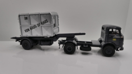 Brekina 1:87 H0  vrachtwagen Mercedes container Von Haus zu Haus DB ovp 48011