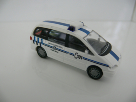 Rietze 1:87  Ford  Galexy Politie Genk -Zutendaal Belgie  101
