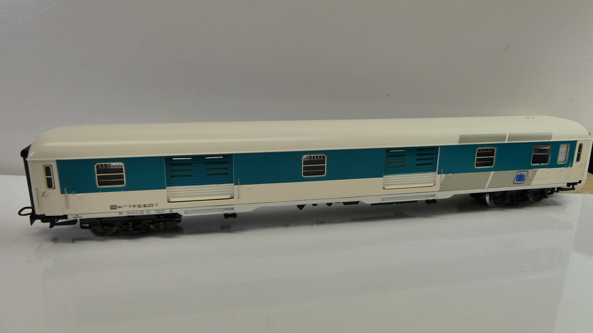 Märklin H0 Goederenwagon Bagagerijtuig DB IC ovp 4223
