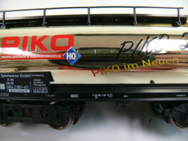 Piko H0 goederenwagon. tankwagon, jaarwagen Jahreswagen Piko - 2001 ovp 95821