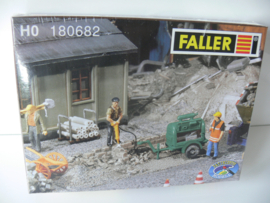 Faller H0 1:87  bouwplaats toebehoren Compressor met aandrijving ovp 180682