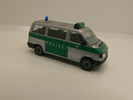 Herpa 1:87 H0 Polizei  VW Transporter F10 450 Freiburg 045353