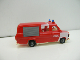 Praline H0 1:87  Ford transit Freiwillige Feuerwehr ovp 82406