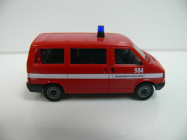 Herpa 1:87 H0 VW Caravelle / Transporter brandweer hoogovens 984
