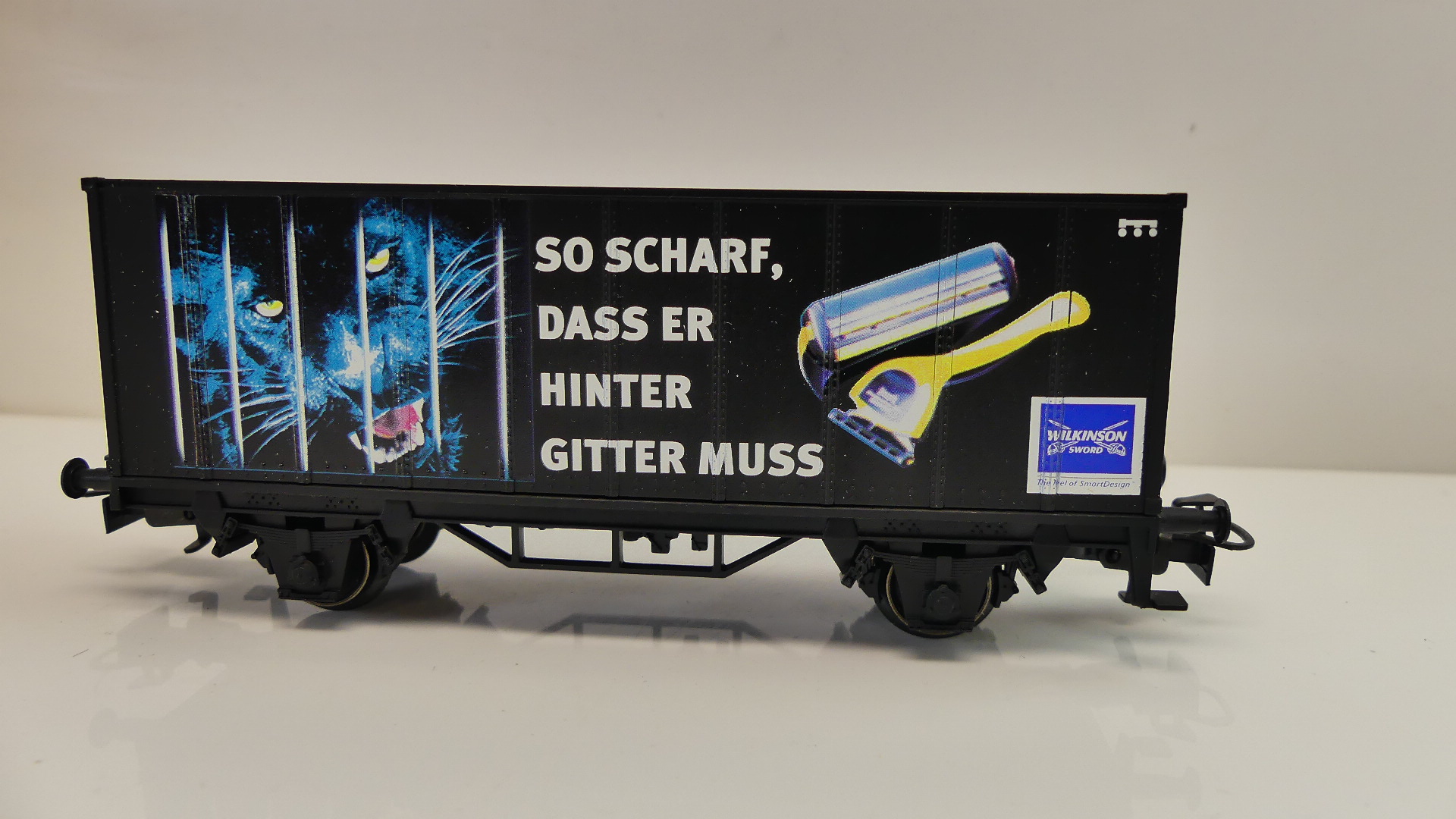 Märklin H0 goederenwagon Containerwagon wilkinson so scharf dass er hinter gitter muss ovp 94093