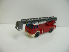 Wiking 1:87 H0  Mercedes vrachtwagen Feuerwehr ladderwagen