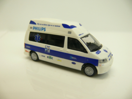 Rietze 1:87 HO VW T5 Ambulancezorg Service Medical Bij een accident zijn we er meteen ovp 51815