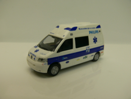 Rietze 1:87 HO VW T5 Ambulancezorg Service Medical Bij een accident zijn we er meteen ovp 51815