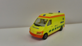 Herpa 1:87 HO Mercedes Benz Ambulance 112
