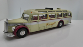 Brekina 1:87 H0  Mercedes Bus D 5000 Rheingold met passagiers