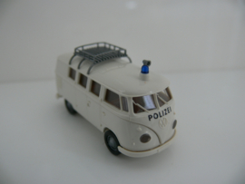Brekina 1:87 VW Bulli Polizei ovp 31601