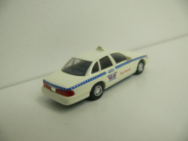 Busch Ford Crown Victoria United Taxi USA 49009