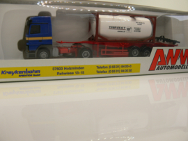 AWM 1:87 H0 Vrachtwagen Mercedes Trifleet transport Kreykenbohm Spedition Holzminden ovp 50943.2