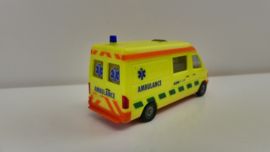Herpa 1:87 HO Mercedes Benz Ambulance 112