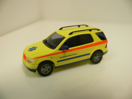 Busch 1:87 Mercedes Benz M Klasse  Sanitätspolizei Bern