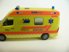 Herpa 1:87 HO ZEER EXCLUSIEF !! Mercedes Benz  ambulance Kijlstra Drachten Oosterwolde SAF 200033