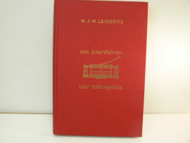 Boek Van paardetram naar dubbelgelede 9789060139042