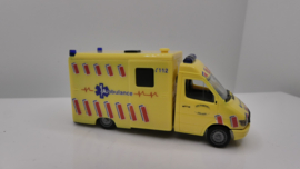 Herpa 1:87 H0  Mercedes Benz Ambulance RAV Haaglanden  ovp