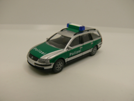 Wiking 1:87 H0 Polizei VW Passat Variant ovp 1042132