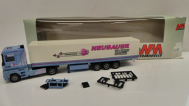 AWM 1:87 H0 vrachtwagen Renault Neubauer Transporte  ovp 54023