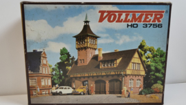 Bouwpakket H0: Vollmer Materiaal Magazijn met toren ovp 3756