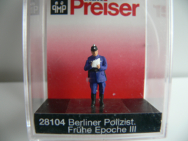 Preiser H0 OVP 28104 Berlijnse  politie agent  EP III