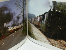 Boek met de stoomtram van hoorn naar medemblik een levend museum