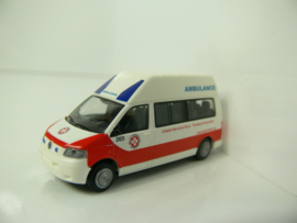 Rietze 1:87 VW t5 Ambulance Oostenrijk Floridsdorf  - Donaustadt ovp 51696