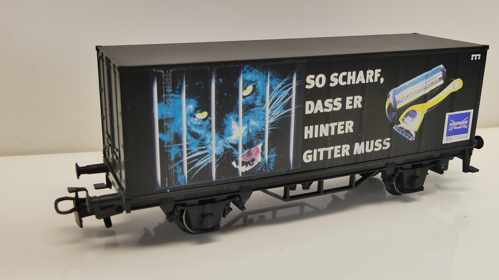Märklin H0 goederenwagon Containerwagon wilkinson so scharf dass er hinter gitter muss ovp 94093