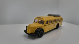 Brekina 1:87 H0  Mercedes Bus Deutsche Bundespost kraftsonderpost