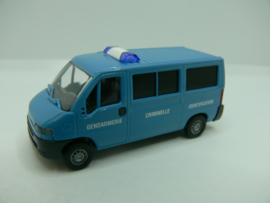 Busch 1:87 H0 Citroën Jumper, Gendarmerie ovp 47365