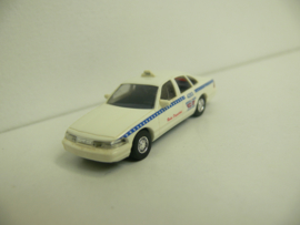 Busch Ford Crown Victoria United Taxi USA 49009