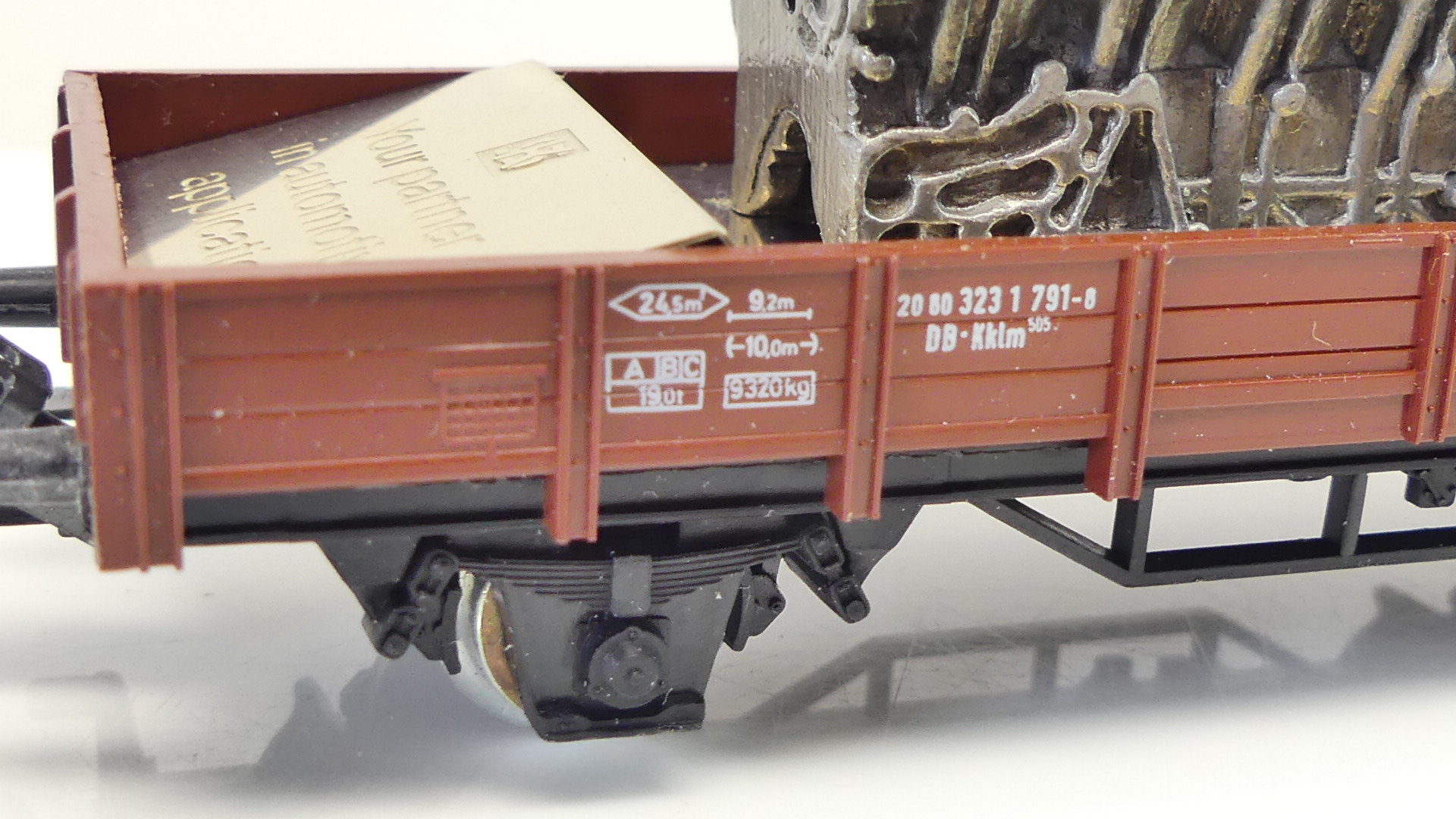 Märklin H0 goederenwagon Niederbord wagen met Motor KS Ihr Partner im Automobil ovp