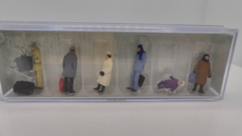 Preiser 1:87 H0 reizigers in winterkleding ovp 14038