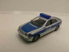 Herpa 1:87 H0 Polizei  Mercedes E klasse Niedersachsen 047456