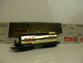 Piko H0 goederenwagon. tankwagon, jaarwagen Jahreswagen Piko - 2001 ovp 95821