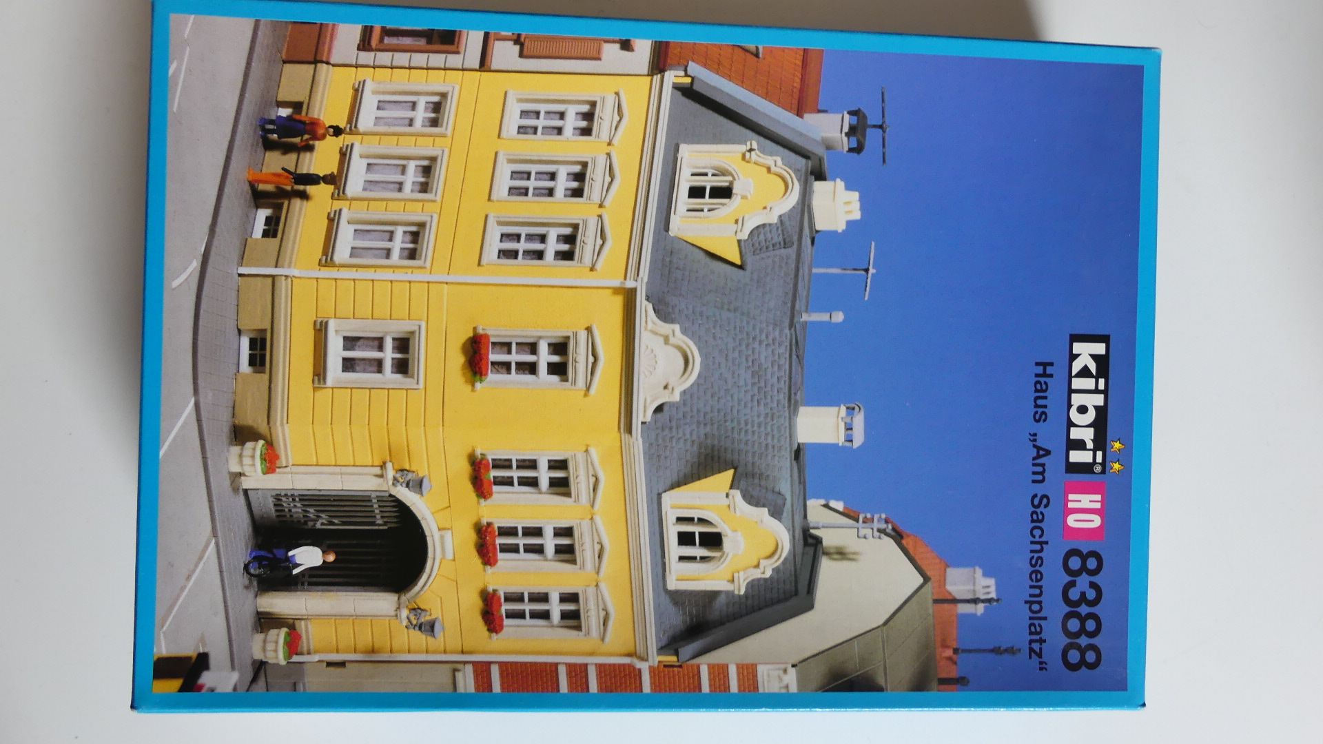 Kirbi 1:87 H0 bouwdoos Haus am Sachsenplatz ovp 8388
