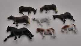 Setje diverse paarden H0 1:87