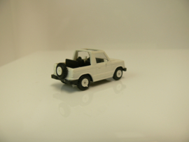 Rietze 1:87 Mitsubishi Pajero cabrio wit