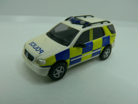 Busch 1:87 H0 Mercedes M Klasse  Police Engeland  48510