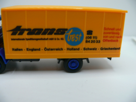 Praline 1:87 H0 vrachtwagen Mercedes  Transbest