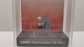 Preiser H0 verpleegster met kind ovp 28061
