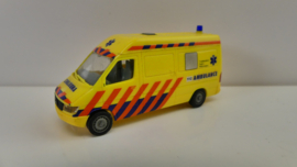 Herpa 1:87 HO Mercedes Benz Ambulance Dienst Midden Limburg Engelen