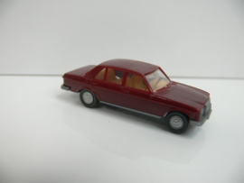 Wiking 1:87 H0 Mercedes Benz 240 D