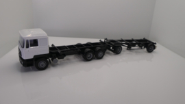 AWM 1:87 H0 vrachtwagen MAN Container transport