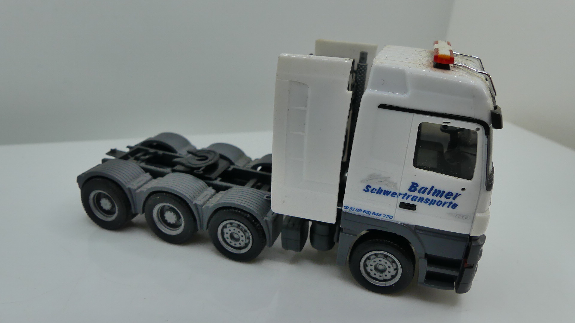 1:87 H0 Vrachtwagen losse trekker Mercedes Actros Balmer Schwertransporte