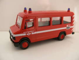 Busch 1:87  Mercedes Feuerwehr 507 Zwitserland Berufsfeuerwehr ovp 44349