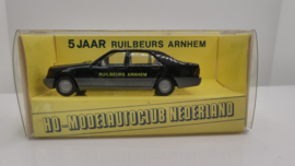 Wiking 1:87 H0 Zwart Mercedes 500 SEL 5 jaar Ruilbeurs Arnhem gele opdruk ovp