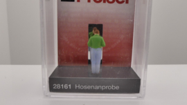 Preiser 1:87 man, broek aanpassen voor spiegel ovp 28161