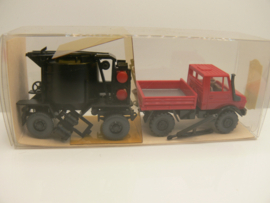 Wiking 1:87 H0 Mercedes Unimog met aanhanger teertransport ovp 40524